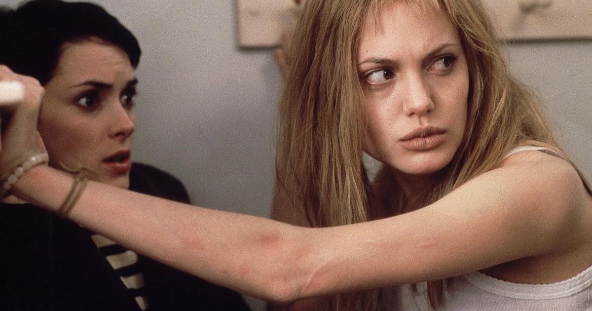 Angelina Jolie and Winona Ryder in Girl, Interrupted