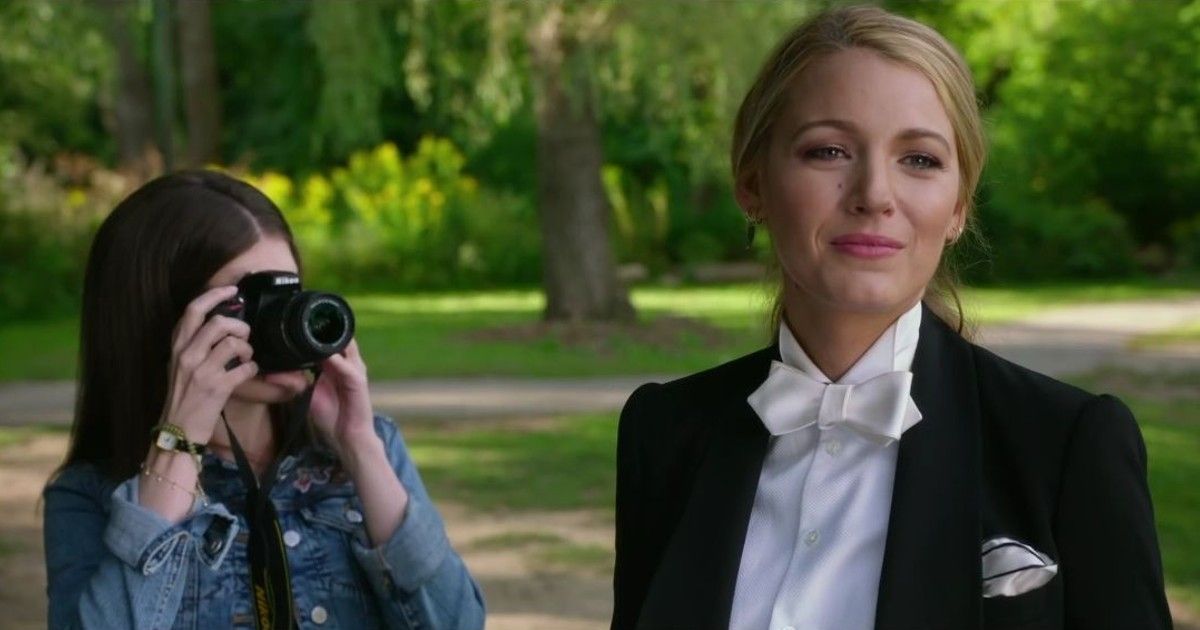 A Simple Favor (2018) Stephanie Smothers (Anna Kendrick) and Emily Nelson (Blake Lively)