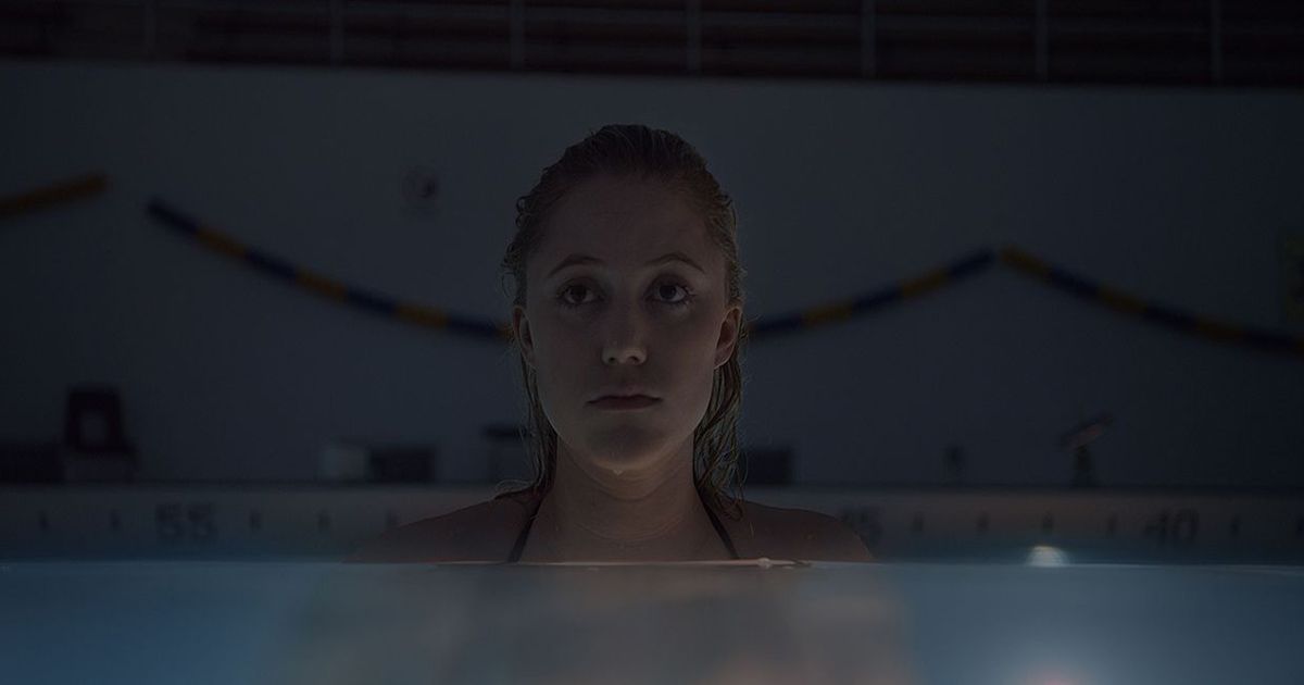 It Follows  pool scene