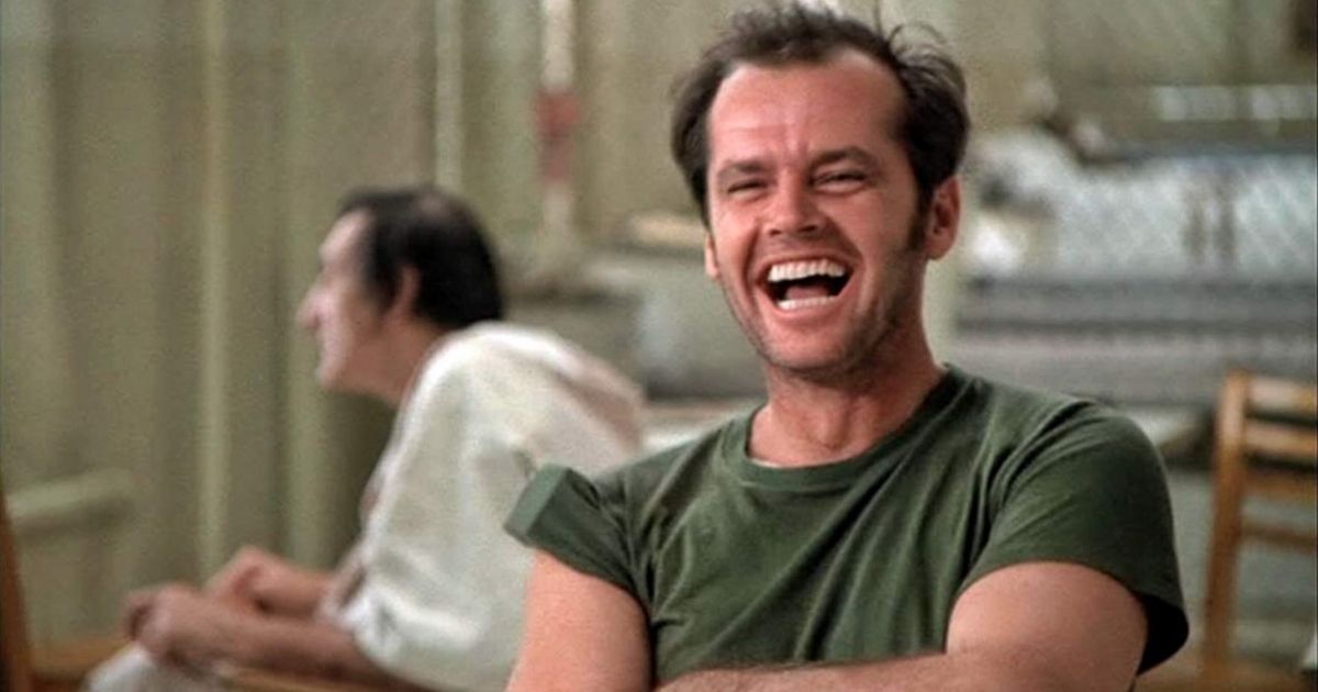 Jack Nicholson como Randle McMurphy em uma cena de One Flew Over the Cuckoo's Nest