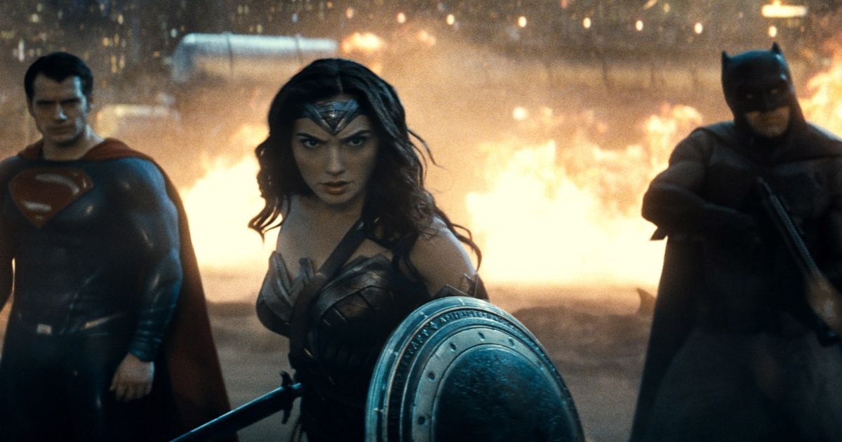 Wonder Woman Powers and Fight Scenes - DCEU 