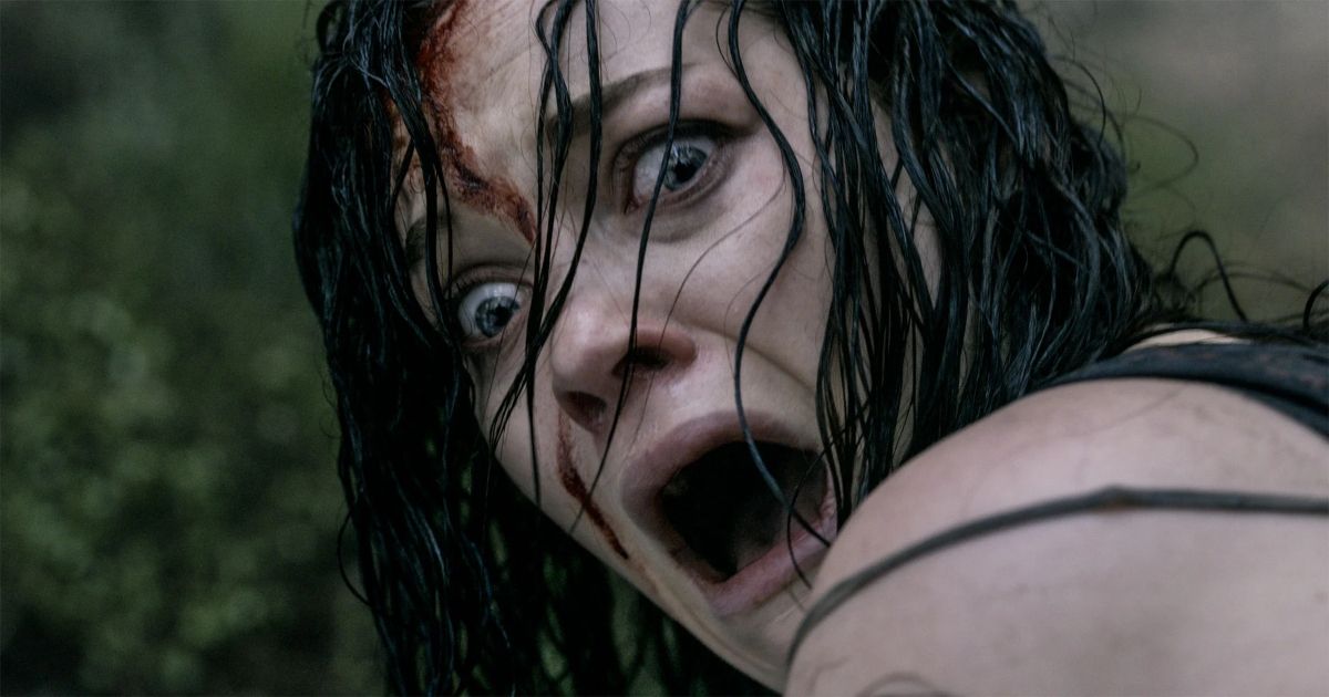 Jane Levy em Evil Dead 2013