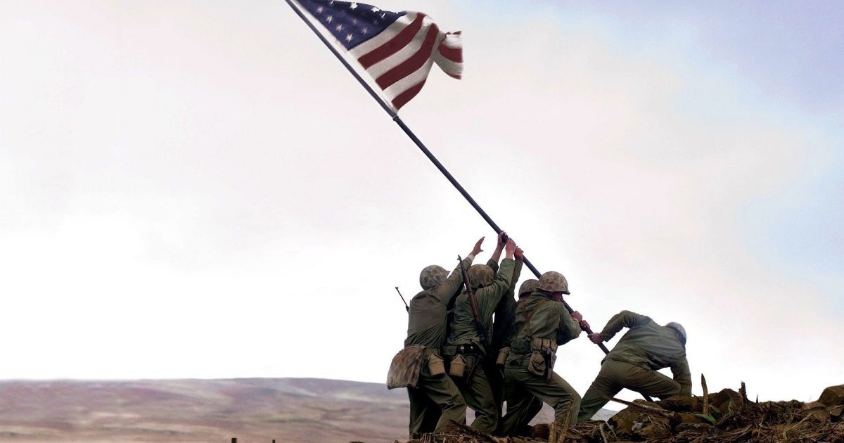 Filme de guerra Flags of Our Fathers com a bandeira americana