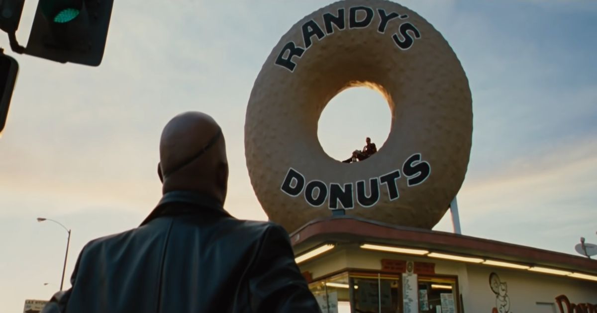 Iron Man 2 (2010) - Randy's Donuts