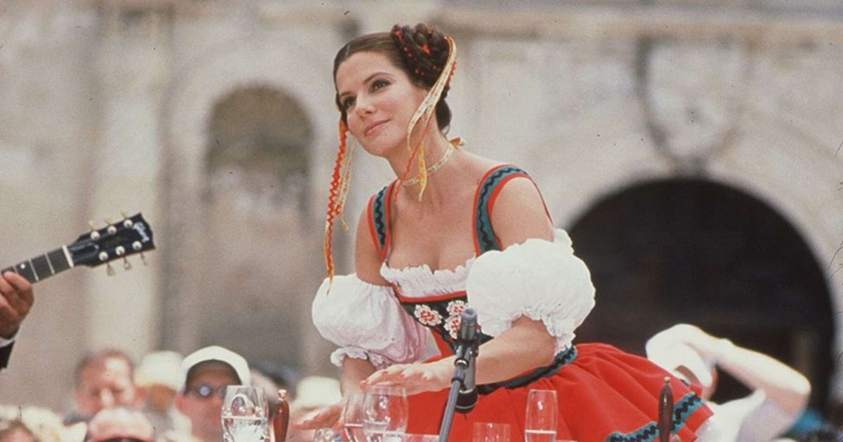 Sandra Bullock as Gracie Hart in Miss Congeniality