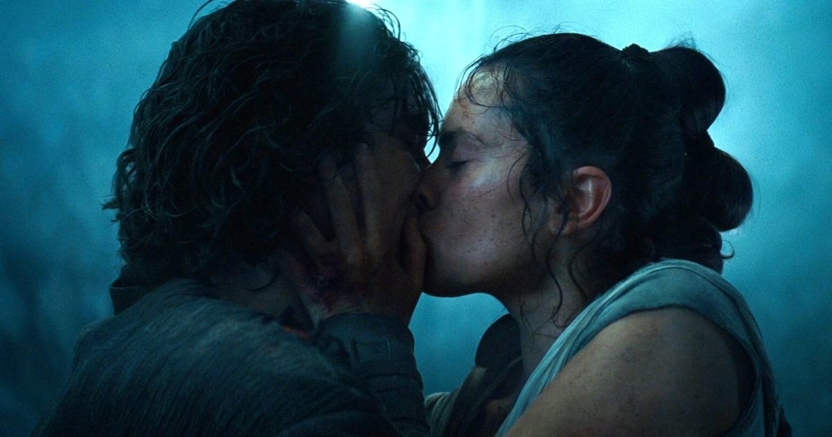 10 Romantic Subplots That Got in the Way of the Movie