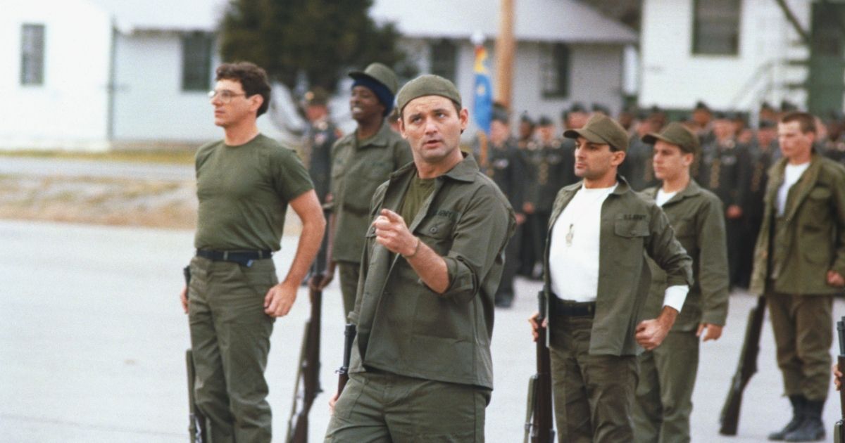 Uma cena do filme de comédia militar Stripes