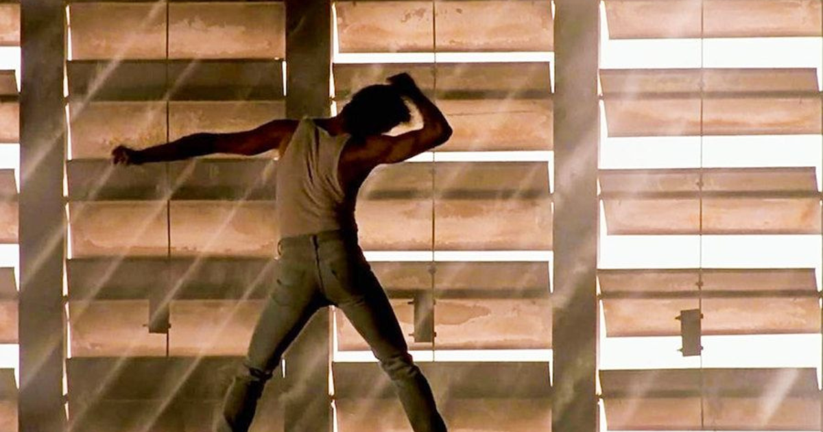 Warehouse scene in Footloose (1984)