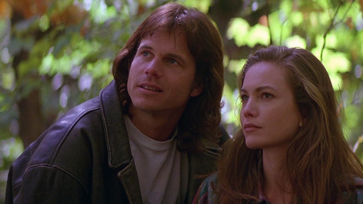 Bill Paxton and Diane Lane in Indian Summer