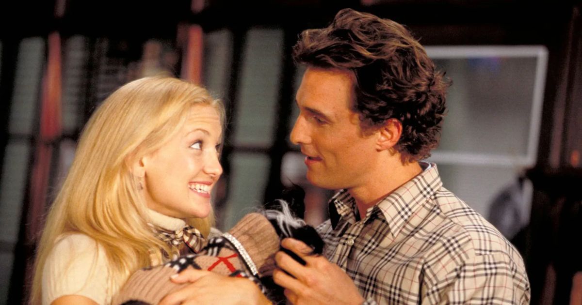 Matthew McConaughey and Kate Hudson look at each other in How to Lose a Guy in 10 Days