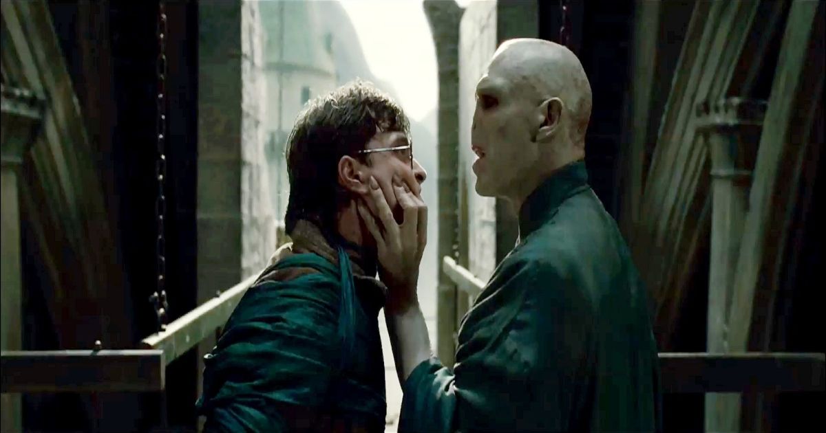 Harry-Potter-and-The-Deathly-Hallows-Part-2-2011 (1)