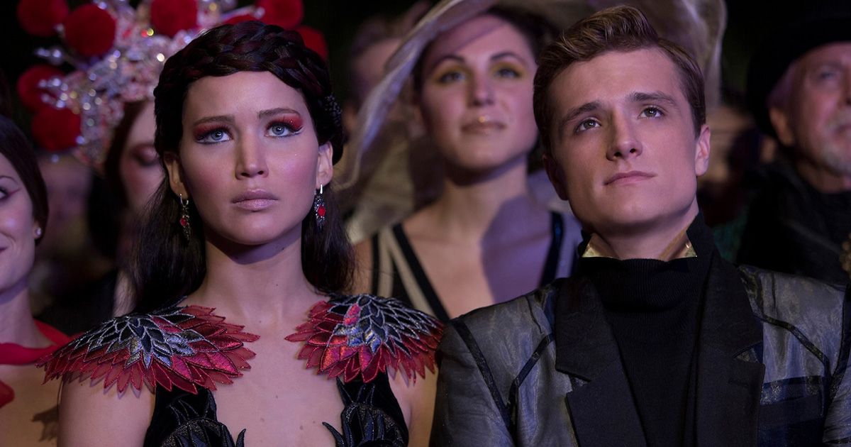 Katniss e Peeta vestidos no Capitólio