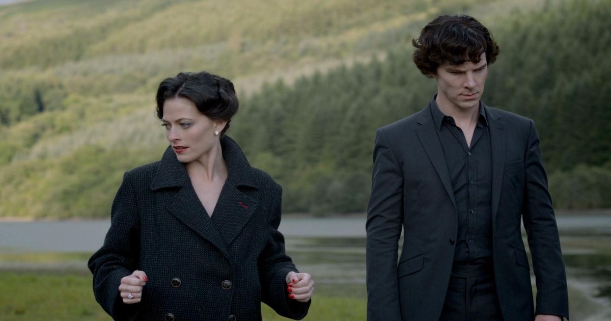 Lara Pulver as Irene and Benedict Cumberbatch as Sherlock in a scene from Sherlock