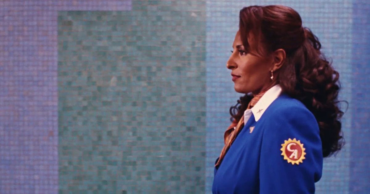 Jackie na sequência dos títulos de abertura de Jackie Brown