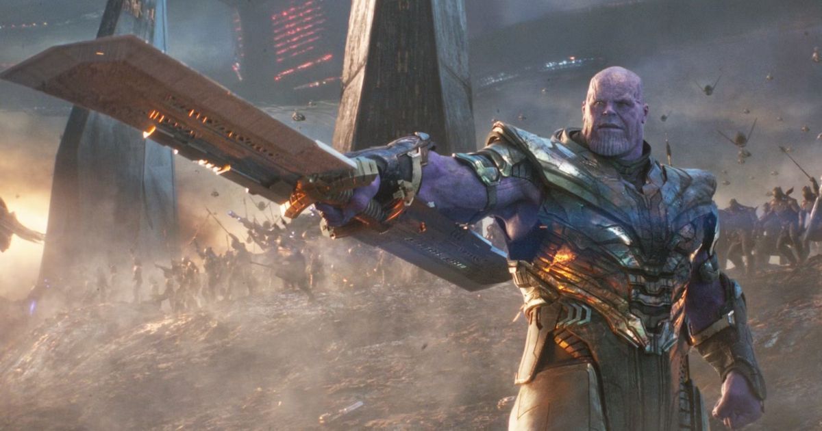 Thanos liderando seu exército