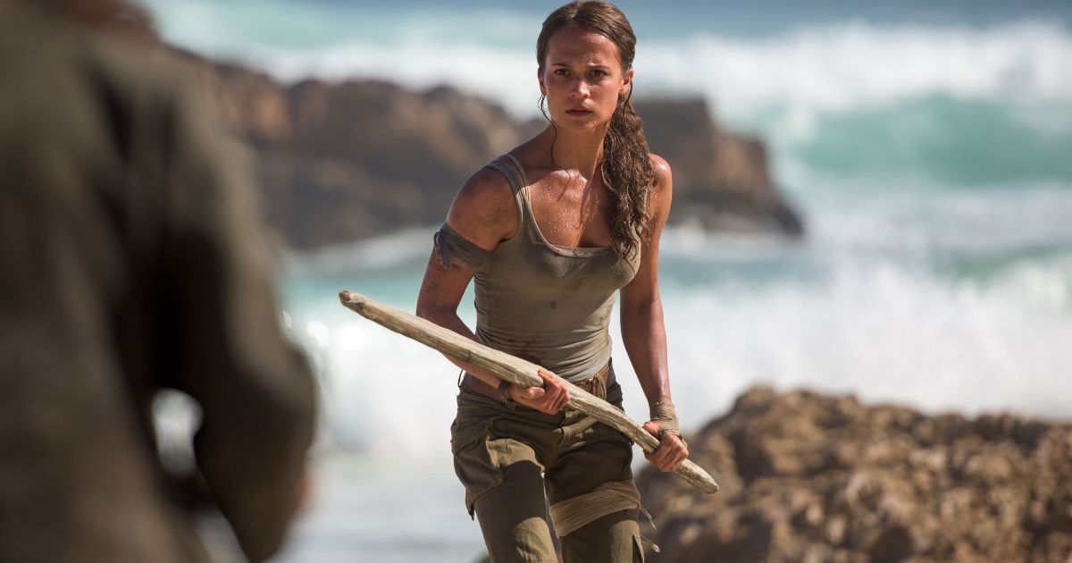 tomb raider 2018 alicia vikander spear rocky shore