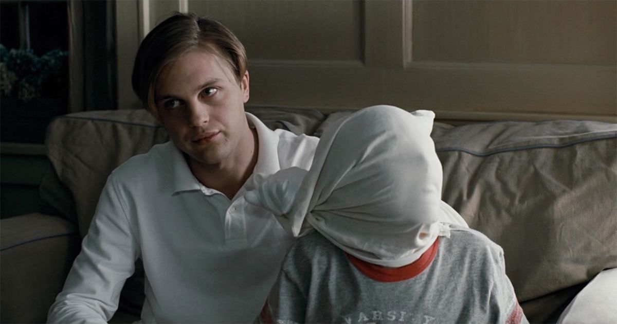 A scene from Funny Games (2007)