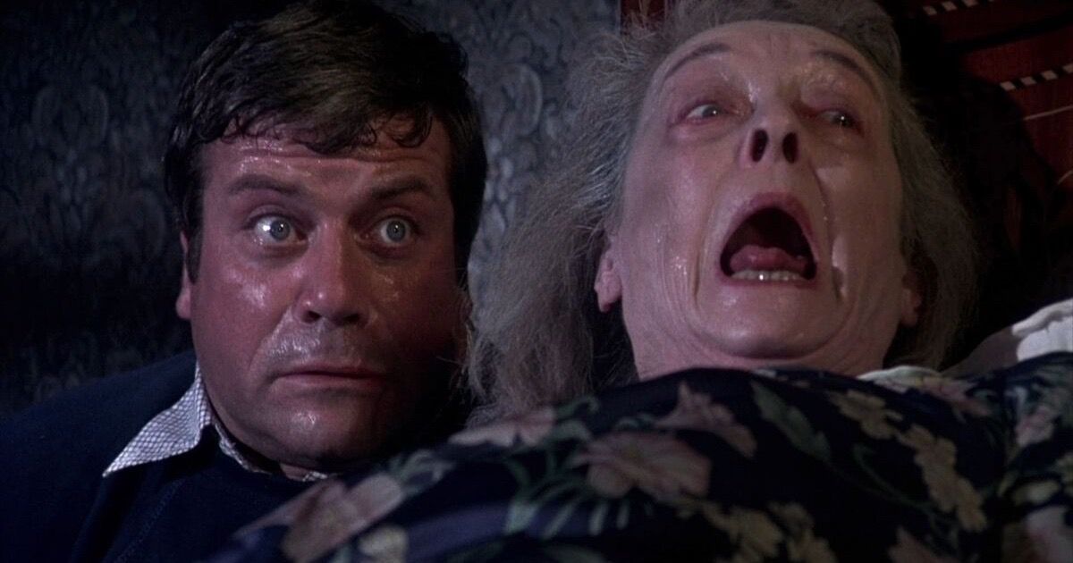 Oliver Reed and Bette Davis in Burnt Offerings