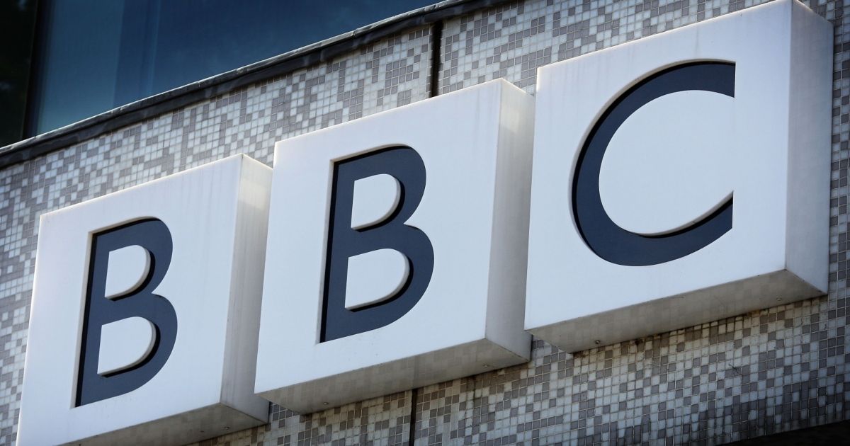 bbc-logo-signage-01