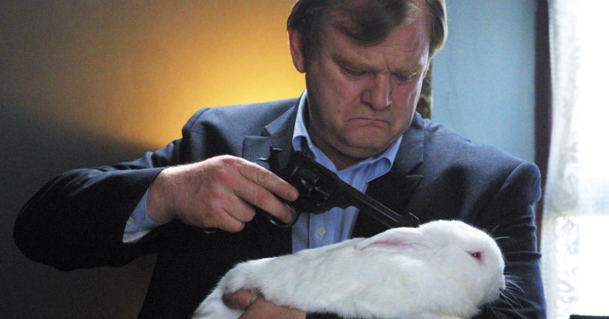 Brendan Gleeson shoots a rabbit in Six Shooter short film from Martin McDonagh