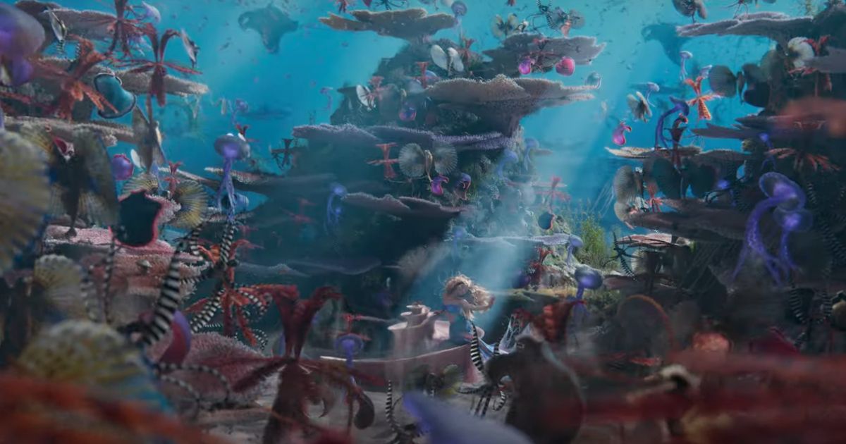 Halle Bailey's Ariel during the musical Under the Sea in The Little Mermaid trailer