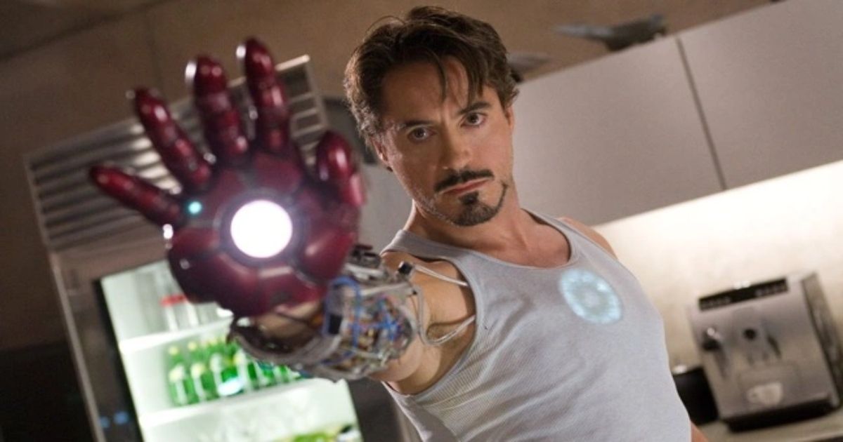 Robert Downey Jr. como Iron Man, 2008