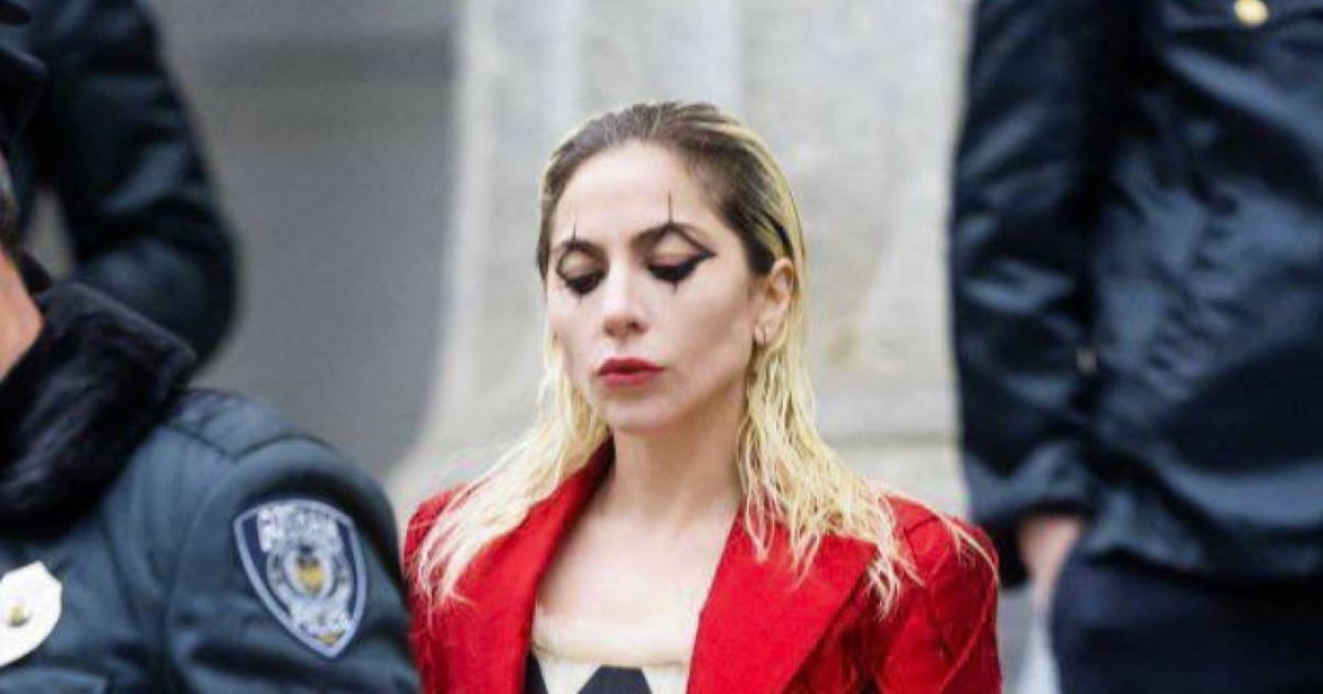 Lady Gaga Shows Full Harley Quinn Look in Joker 2 Set Photos