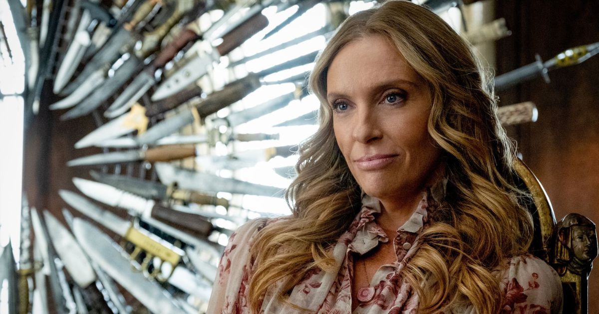 Toni Collette in Knives Out 2019 