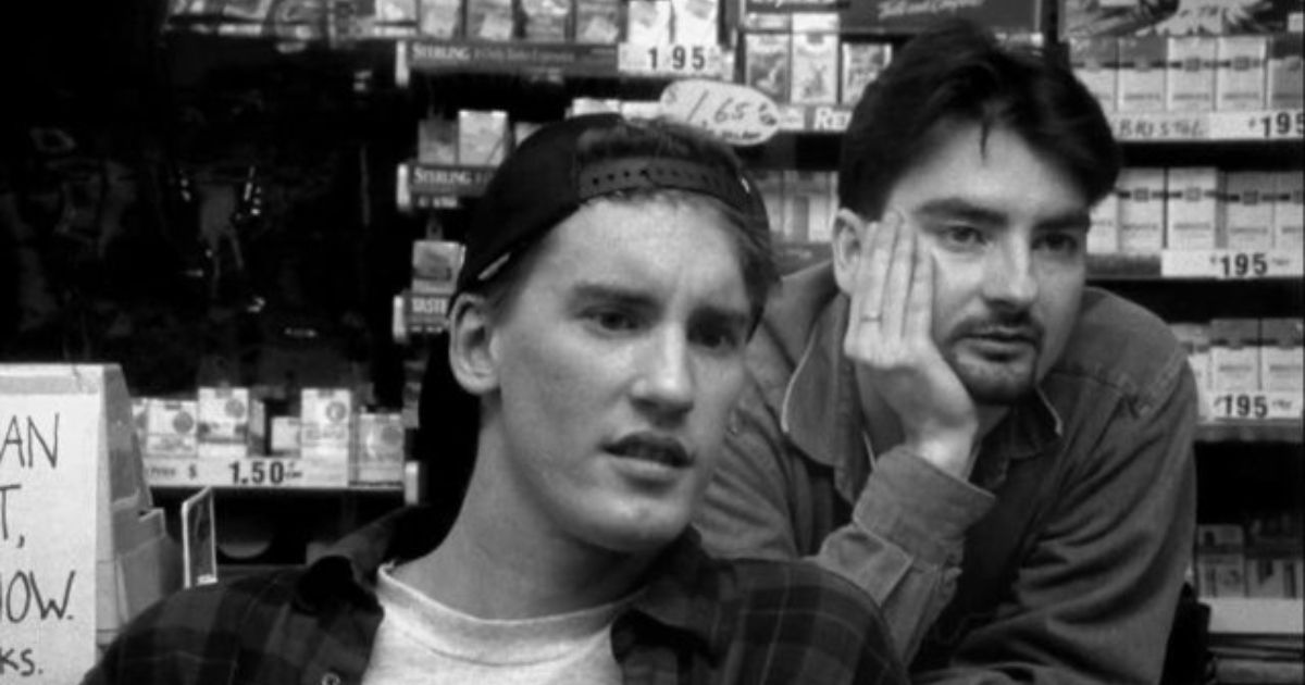 Jeff Anderson and Brian O'Halloran in Clerks (1994)