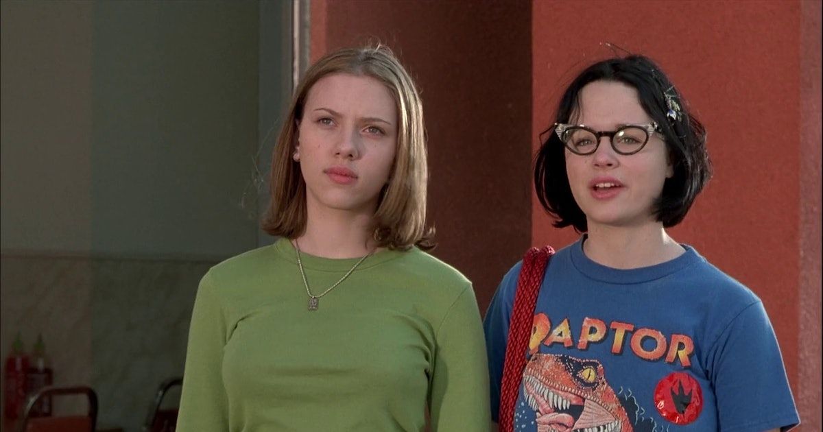 Scarlett Johansson and Thora Birch in Ghost World