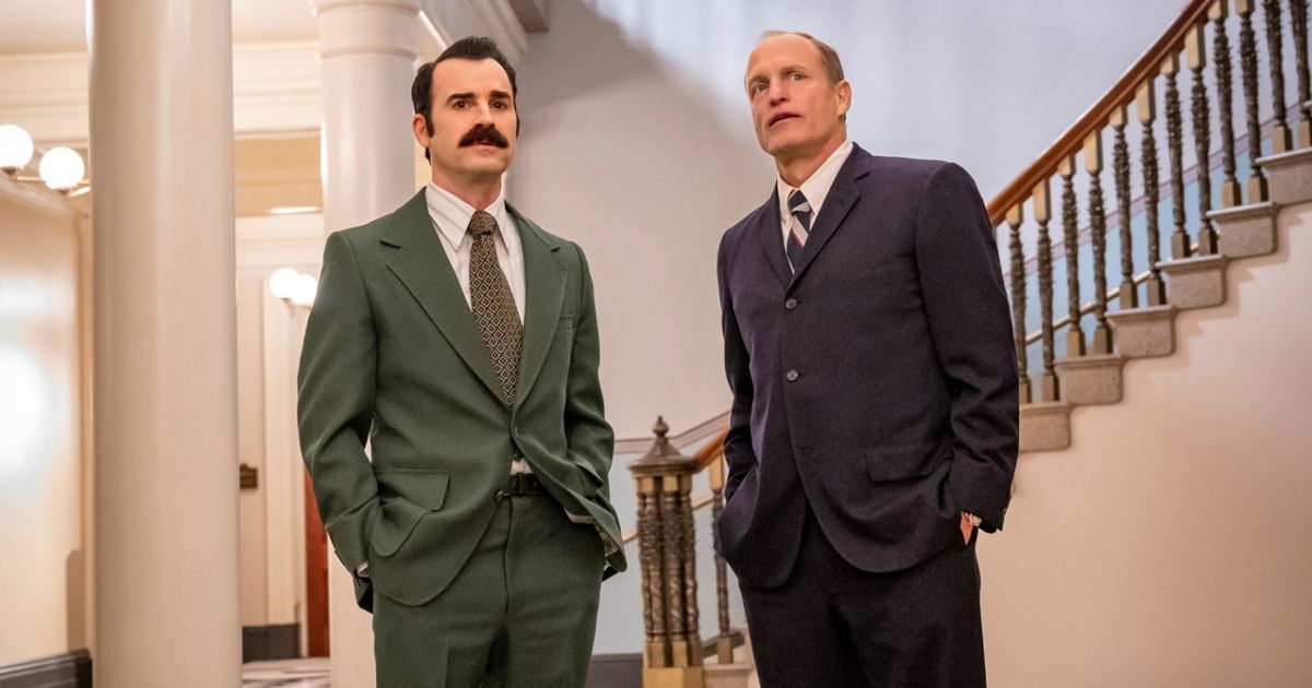 Justin Theroux and Woody Harrelson in White House Plumbers on HBO