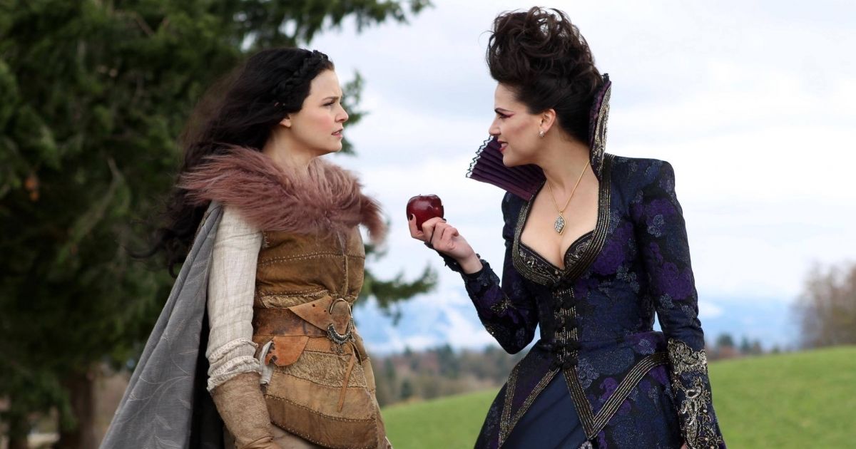 Once Upon A Time Snow White and Evil Queen