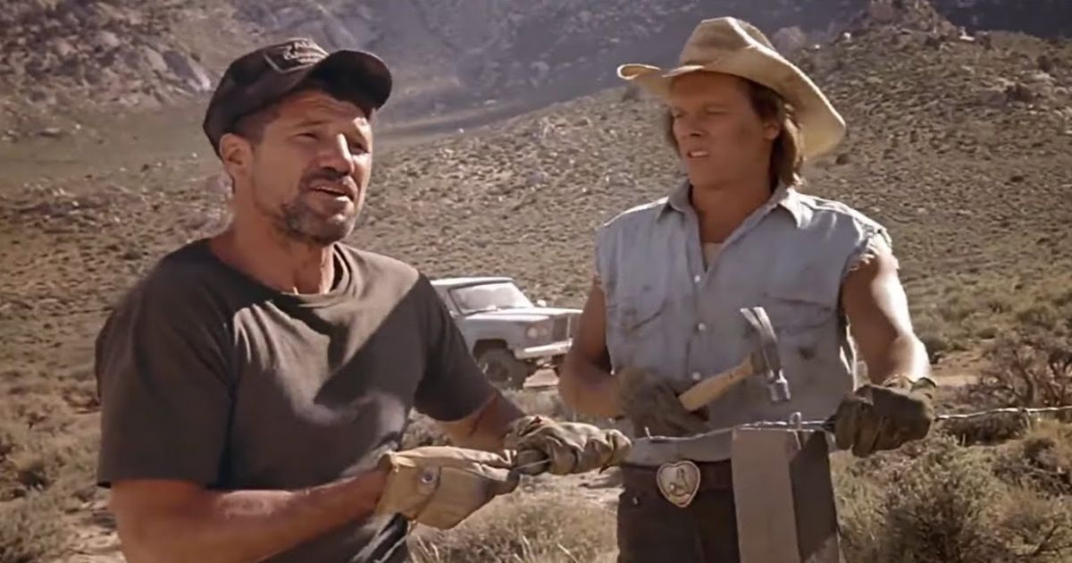 Why Tremors Is a Perfect B-Horror Movie