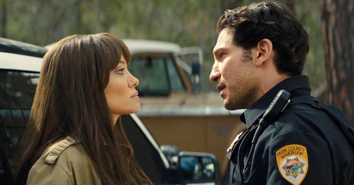 Angelina Jolie and Jon Bernthal in Those Who Wish Me Dead