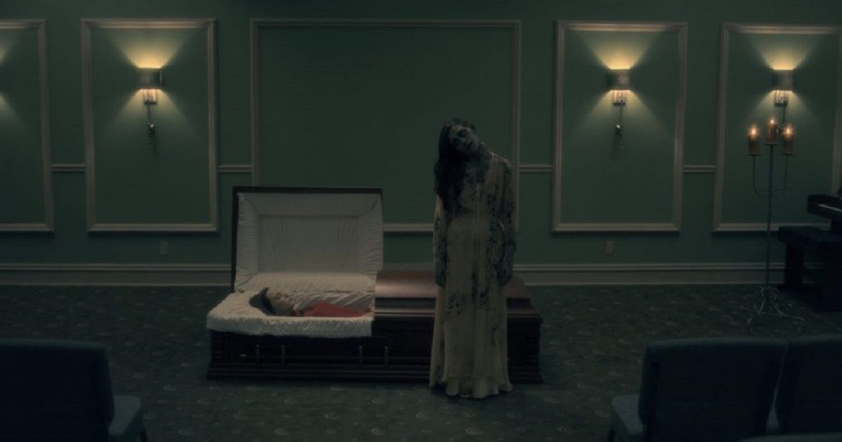 15 Scariest Scenes From The Haunting Series That Terrified Us On Netflix