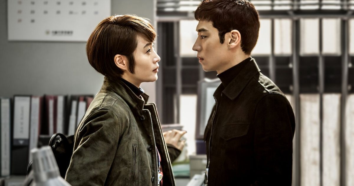 Lee Je-hoon as Park Hae-young and Kim Hye-soo as Cha Soo-hyun