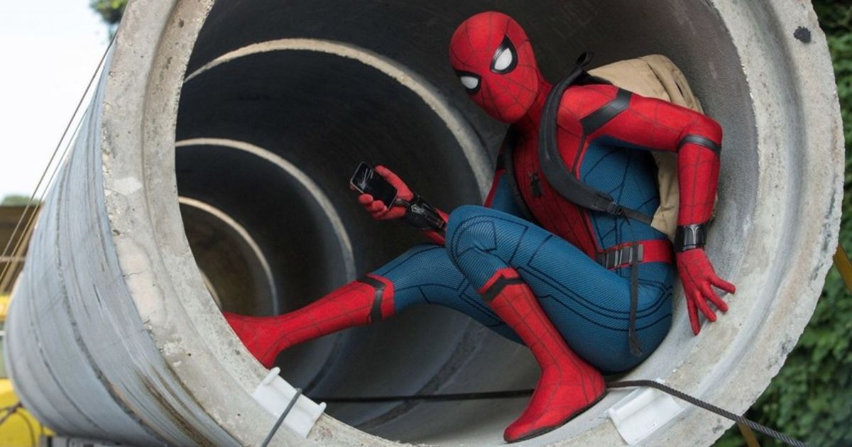 Spider-Man inside a concrete tube in Spider-Man Homecoming