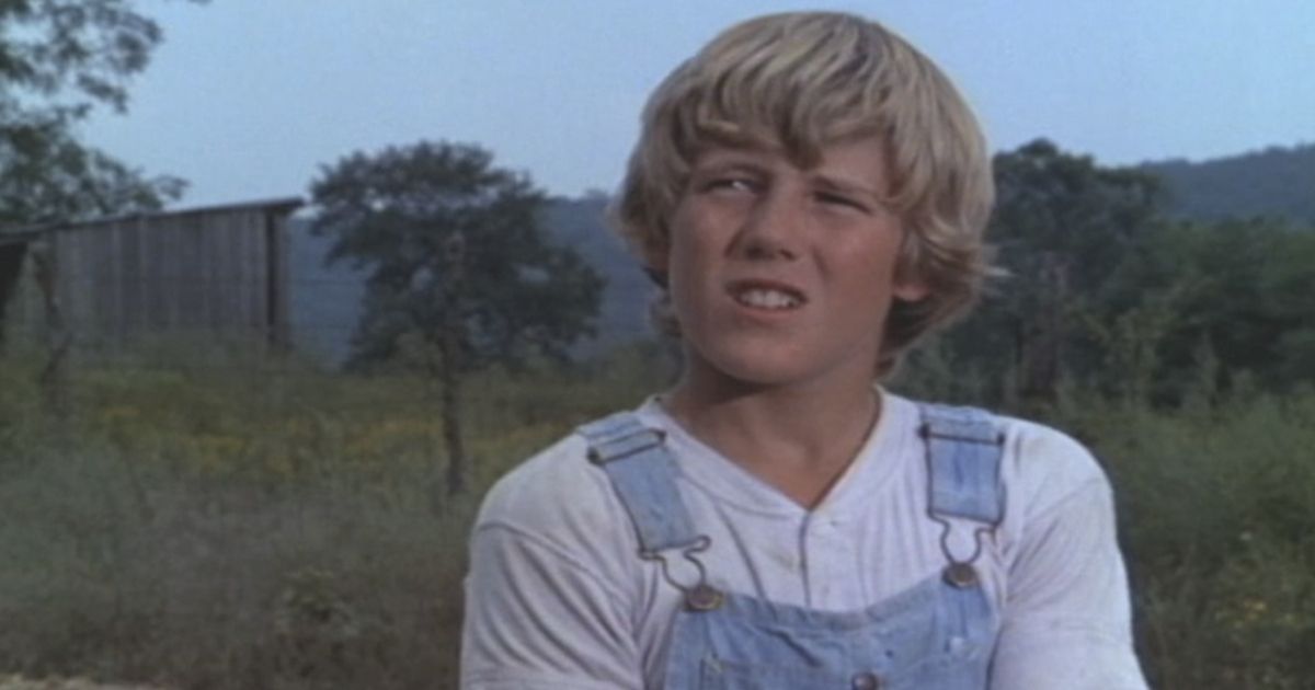 Stuart Peterson in Where the Red Fern Grows (1974)