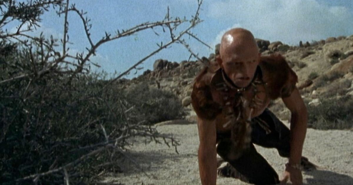 Michael Berryman em As Colinas Têm Olhos, 1977