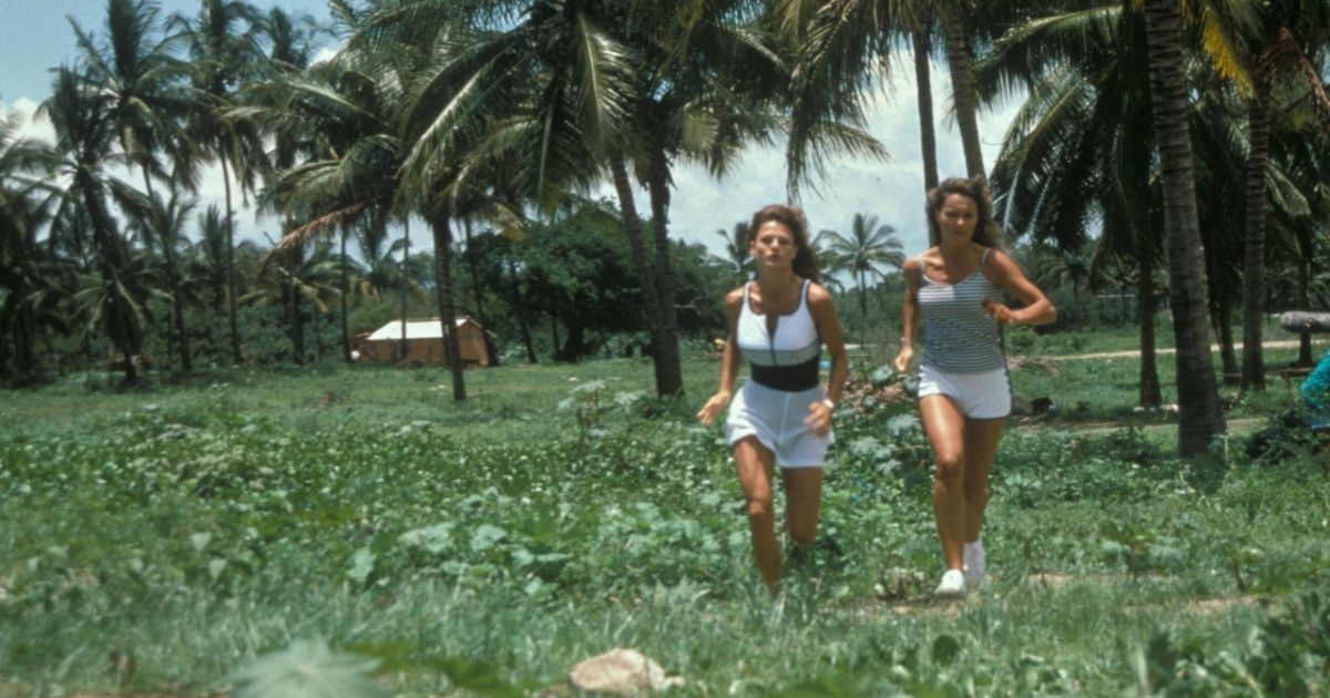 A scene from Acapulco HEAT (TV Show)