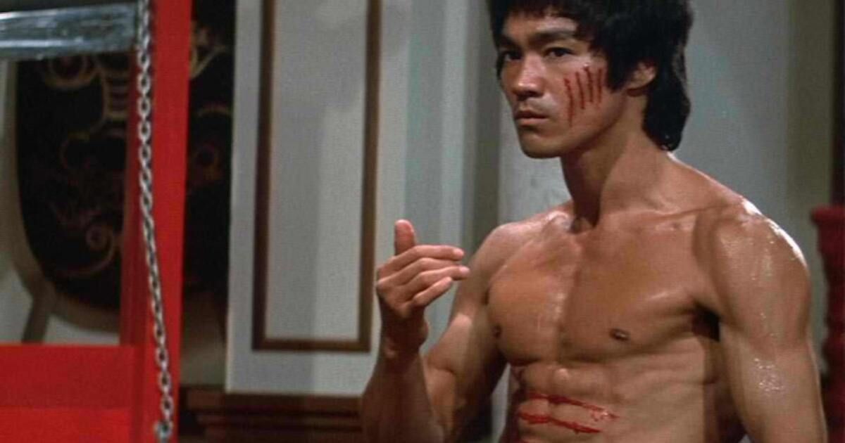Bruce Lee's bloody body in Way of The Dragon