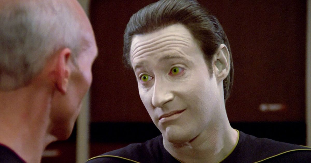 Data smirking at Picard