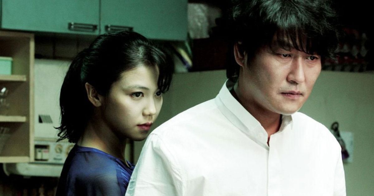 Song Kang-ho as Sang-hyun and Kim Ok-bin as Tae-ju