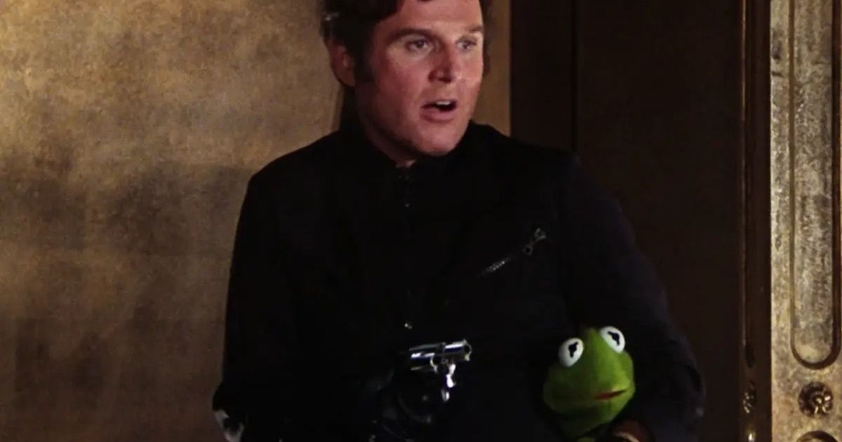 Charles Grodin and Kermit in The Great Muppet Caper