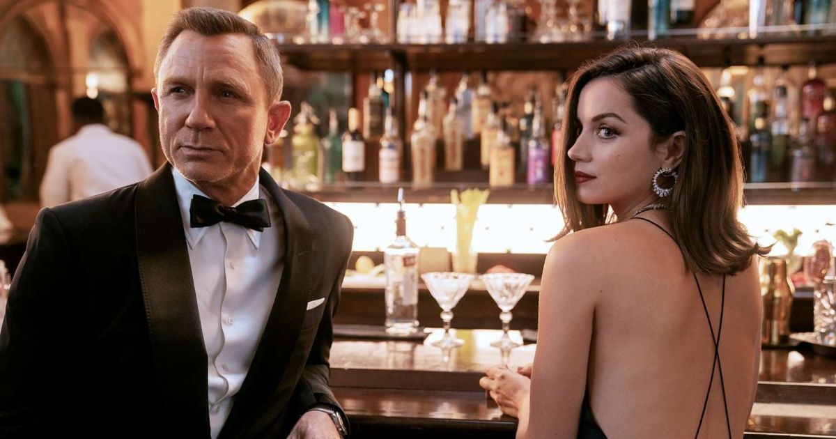 Daniel Craig e Ana de Armas em Sem Tempo para Morrer