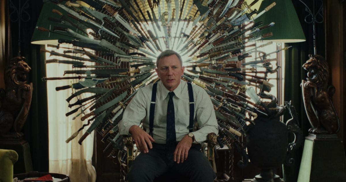 Daniel Craig Surrounded by Knives in Knives Out