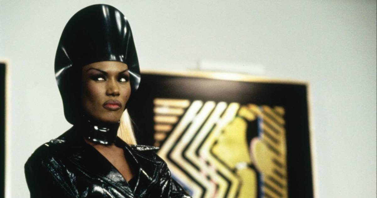 grace-jones-boomerang.jpg