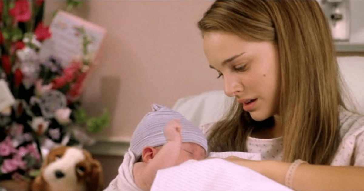 Natalie Portman and her baby in Where the Heart Is