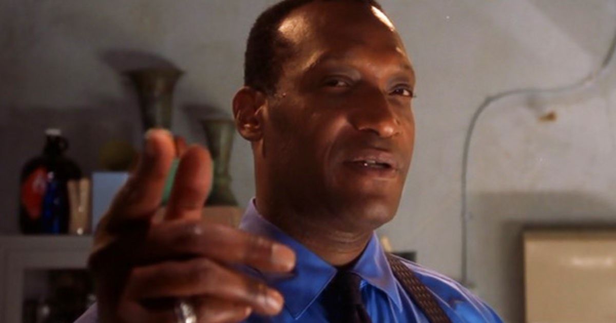 Tony Todd in Final Destination 2000