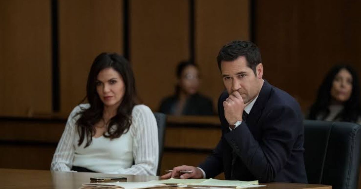 Garcia-Rulfo and Parrilla in The Lincoln Lawyer 